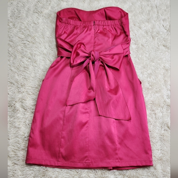 Twenty One Hot Pink Mini Dress Pockets Size Small HOCO Homecoming Dance Formal - Picture 4 of 8